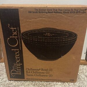 Pampered Chef Chillzanne Bowl - Elegant